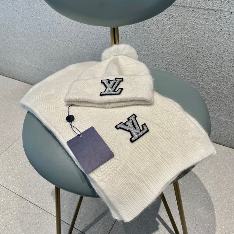 Louis Vuitton Caps Scarfs